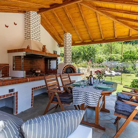 Kotronaki * Skopelos Town