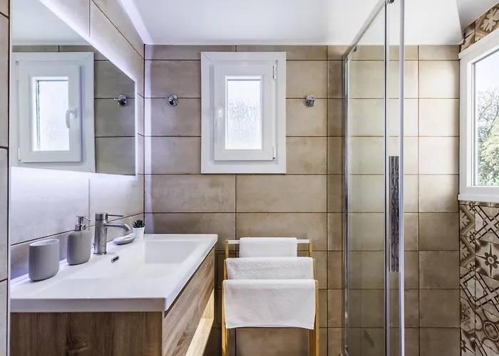 Kotronaki * Città di Skopelos